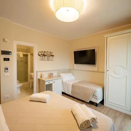 Hotel Orchidea Cervia Exterior photo